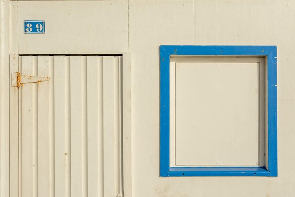 Où trouver une villa en Provence avec des ateliers de cuisine et des visites de distilleries locales?